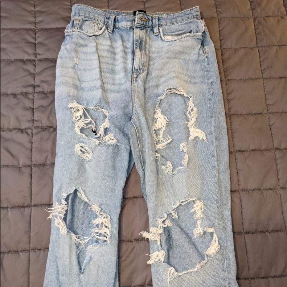 Urban Outfitters BDG Mom High Rise Light Wash Destroyed Denim Jeans